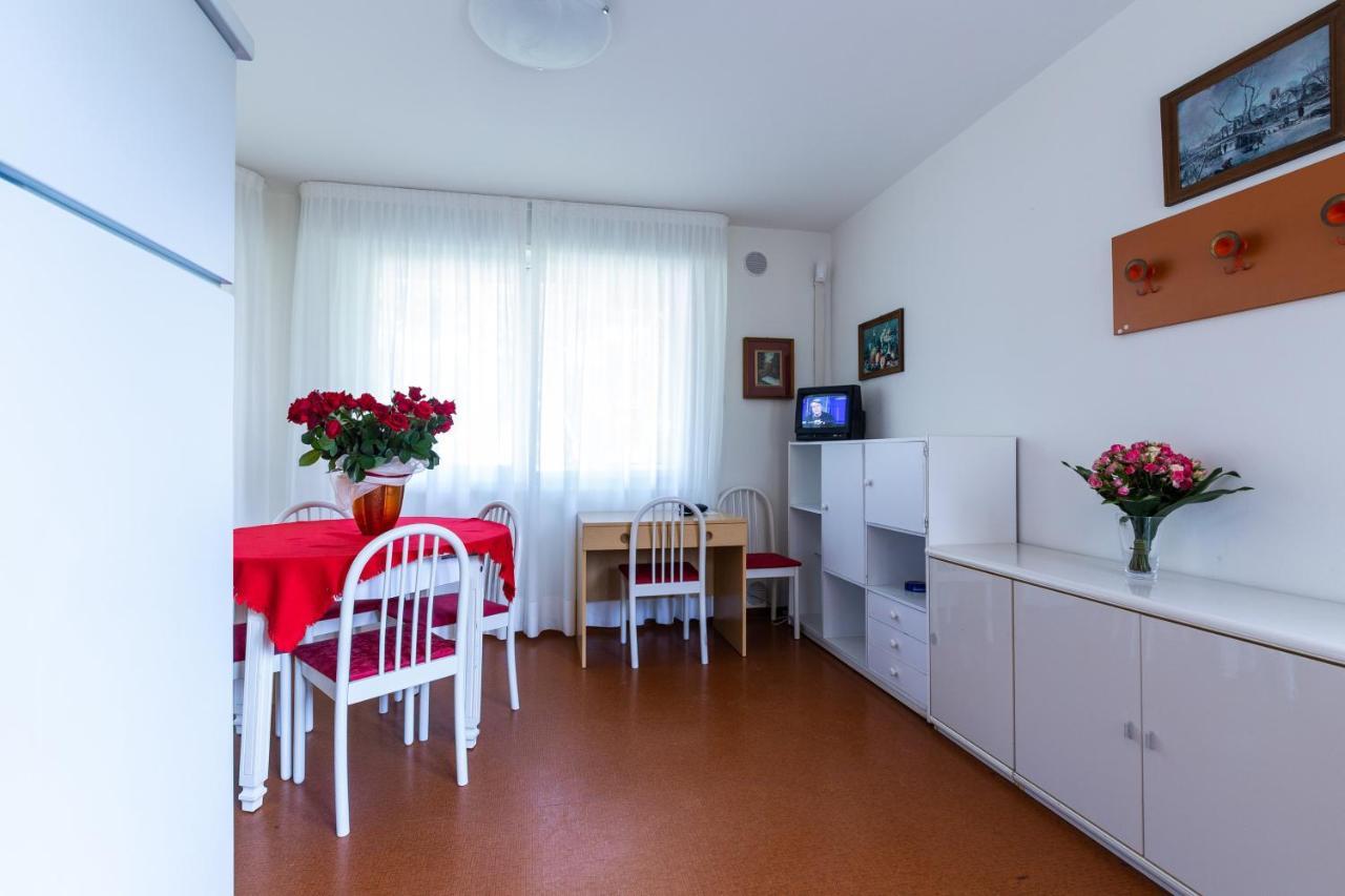 Villa Lucilla Lignano Sabbiadoro Exterior foto