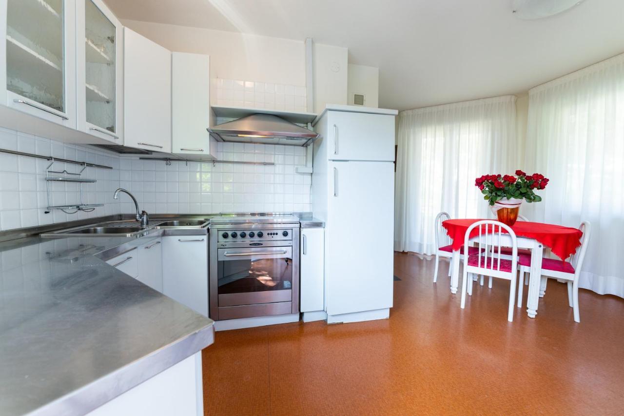 Villa Lucilla Lignano Sabbiadoro Exterior foto